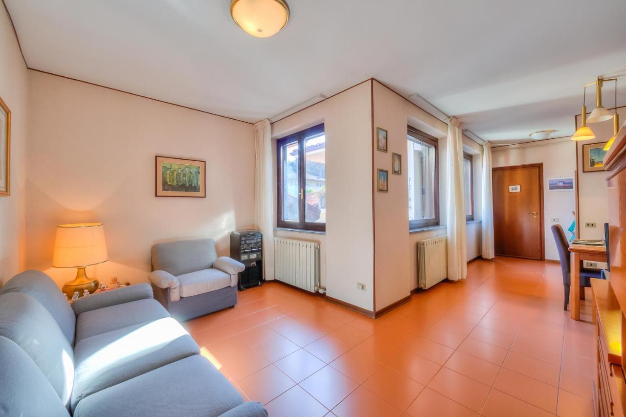 Laura'S Cozy Apartment Stresa Center - Happy Rentals Екстер'єр фото